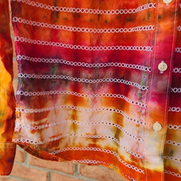 Tie Dye GAP Fitted boyfriend button front - Picture 9 of 14